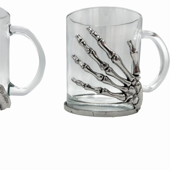 NWT SET OF 2 SILVER METAL SKELETON HAND GLASS MUGS HALLOWEEEN GOTHIC UNDEAD - Picture 4 of 7